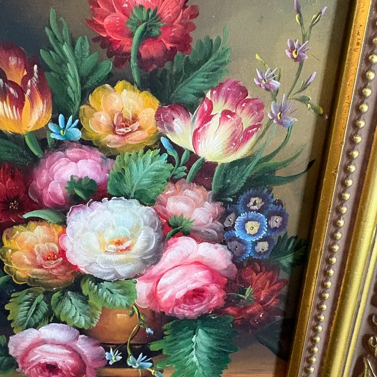 Beautiful Vintage Floral Oil Painting Frame w/ couple paint chips see pics