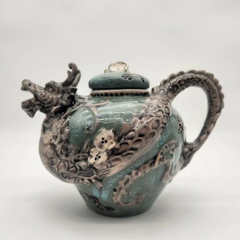 NWOT Heather Goldminc Blue Sky Clayworks 2013 Green Dragon Teapot Dramatic