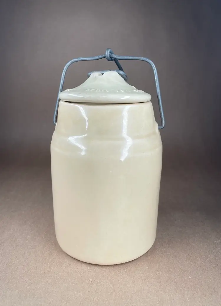 Primitive Stoneware Crock with Vintage Weir No 4 Lid