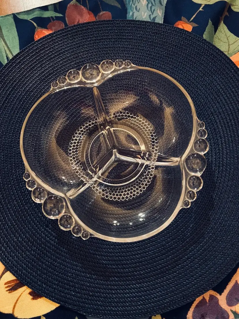 Duncan and Miller Teardrop Divided Dish