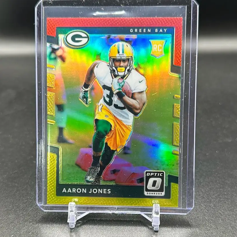Aaron Jones 2017 Optic Red Yellow RC Green Bay Packers