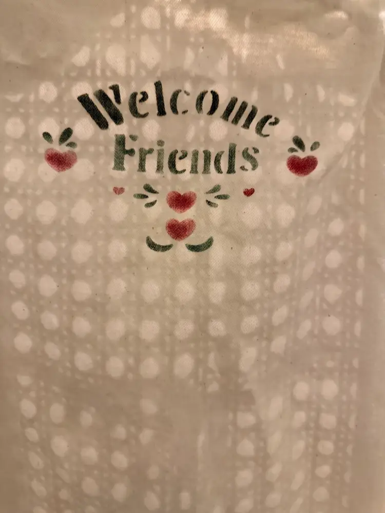 Handmade tie back "Welcome Friends" 2 pocket Apron Beige; country/farmhouse
