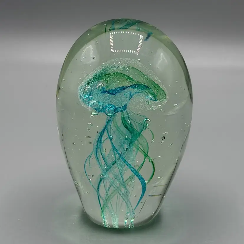Dynasty Gallery Jellyfish Blue & Green Paperweight UV Reactive GLOW IN THE DARK