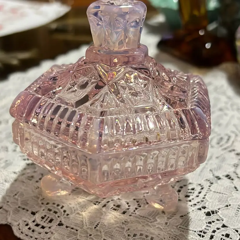 Vintage Pink Opalescent Footed Hexagon Lidded Dish FENTON USA 1940’s Original Sticker… No Stamp. Collector Quality Piece!