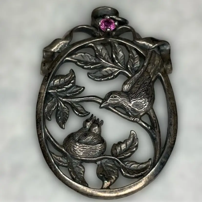 .925 Sterling Franklin Mint 1984 VTG Pendant Ruby Stone Mother Bird With Nest