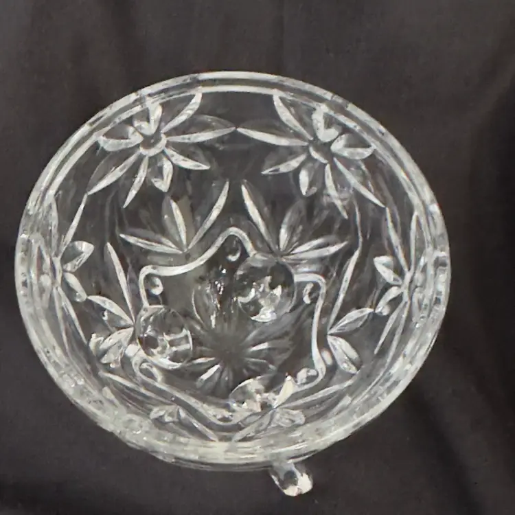 #1317 Vintage Princess House Crystal Glass Lidded Egg Dish Footed Scrolls Swirls Flower Design