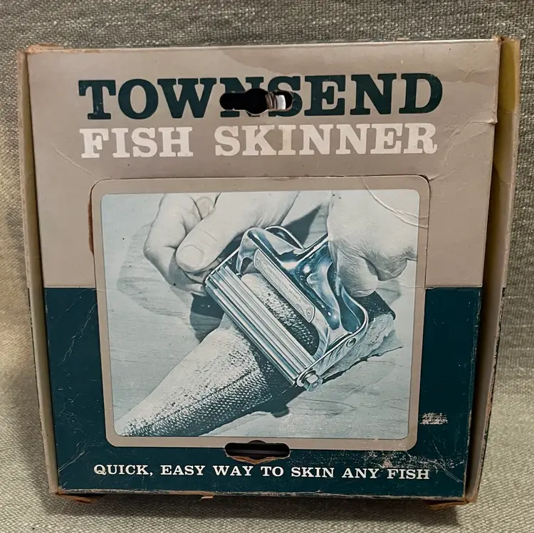 Townsend Engineering Co. Fish Skinner Metal Skinning Tool Des Moines Iowa In Box