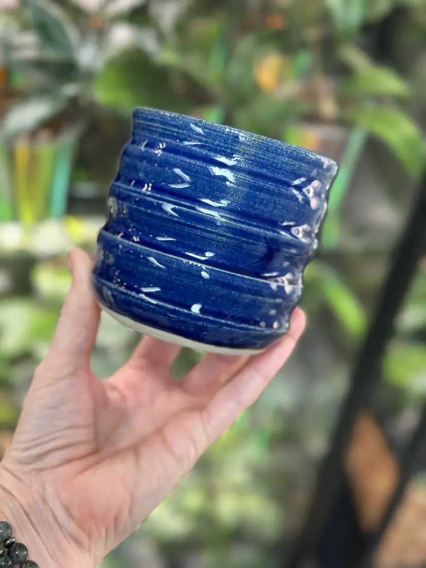 #18 Handmade pot, no drainage 3.5 inch flawed bottom