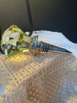 Yellow Faceted Glass Bottle Stopper