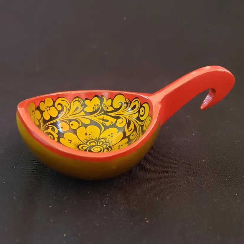 Wooden Scoop Handpainted Soviet Arts and Crafts Handmade USSR Ukraine 4⅜" Long  Vintage