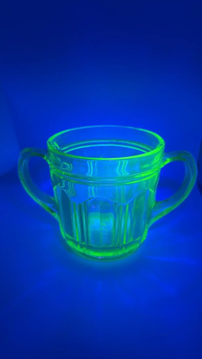 Anchor Hocking 1930 Green Uranium Depression Glass Sugar Dish 4.5” tall Both