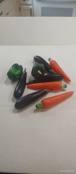 #05 Fake veggies plastic