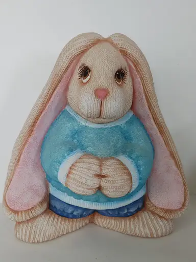 Spring is Coming? Loading new up to show time. Combined Shipping.