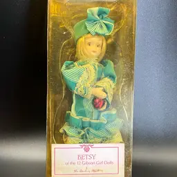Danbury Mint Gibson Girls Betsy In Original Box 1980’s