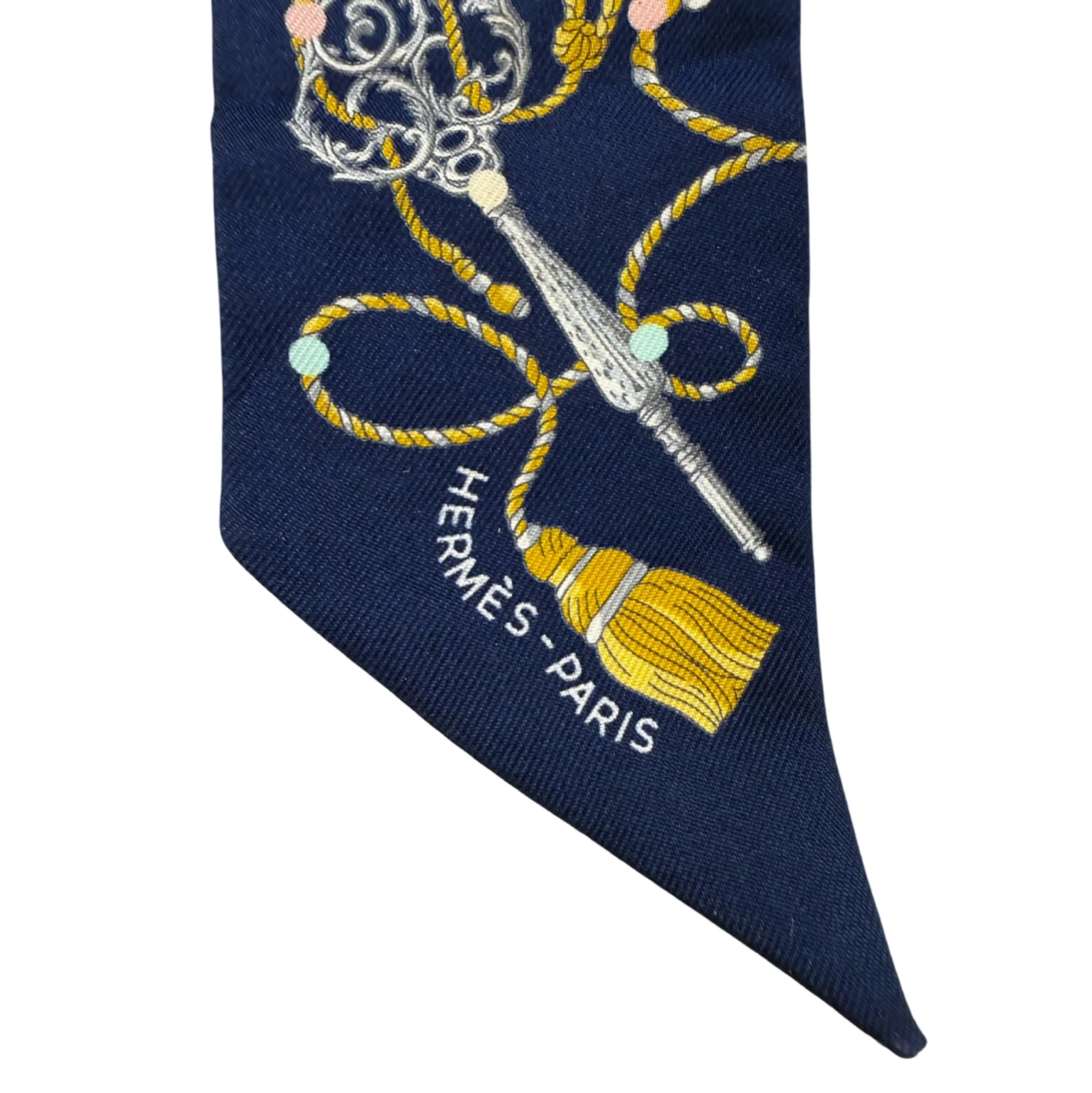 Image 3 of 3