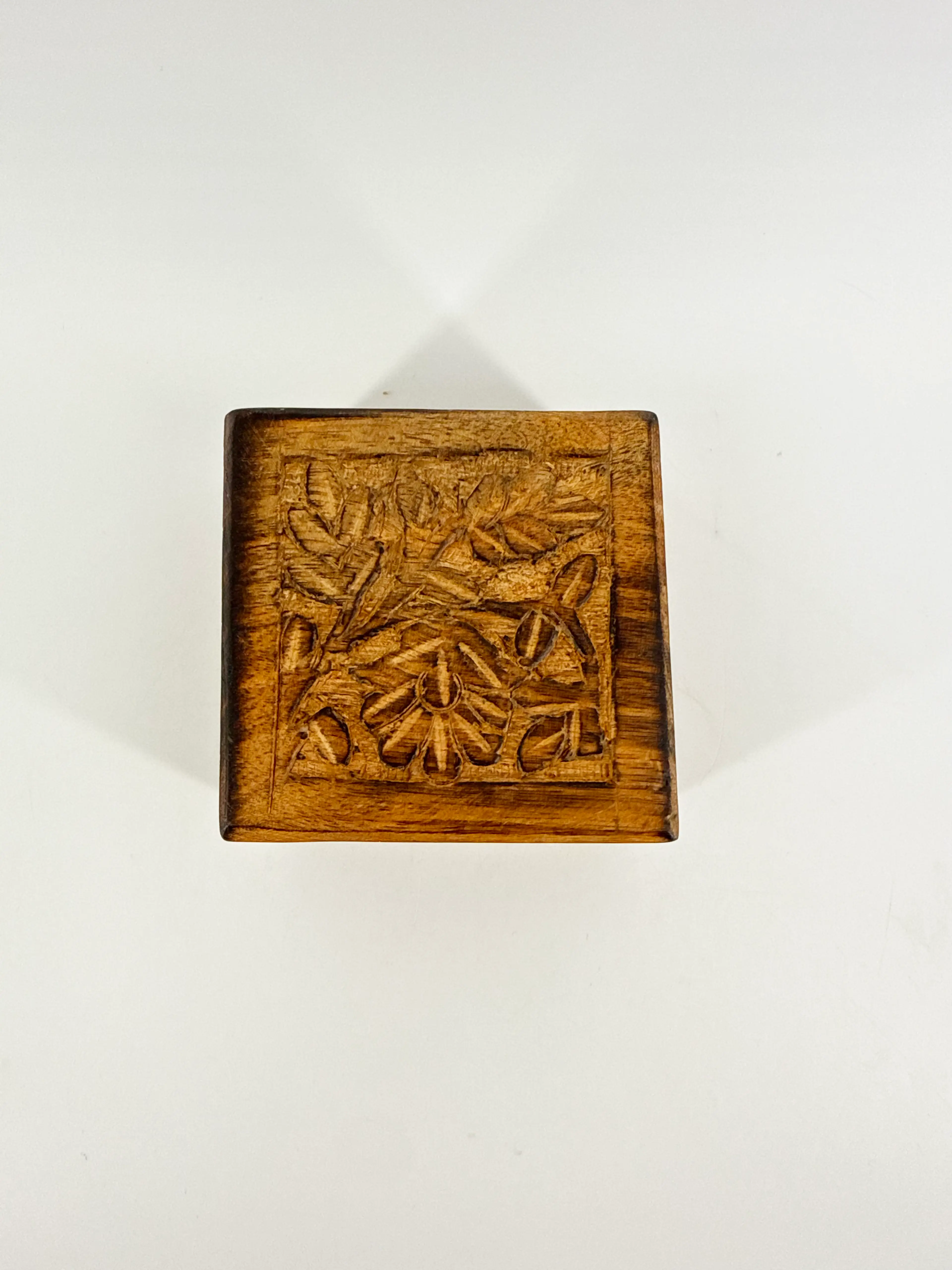Image 2 of 7
