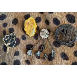 Vintage Pin & Brooch Lot – Student Council SHHS Dangle Pin, Angel Brooch, 2003 Rose Pin, Silver “M” Wreath Pin