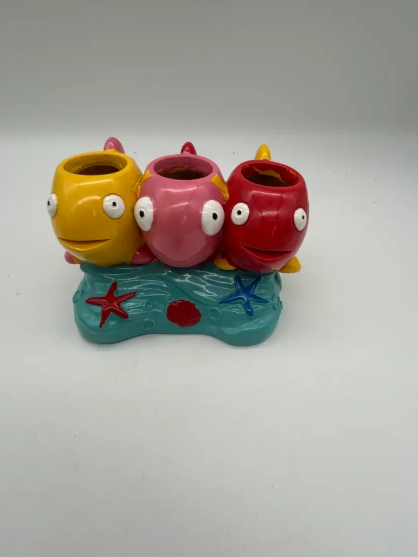Fish Tails Toothbrush Holder