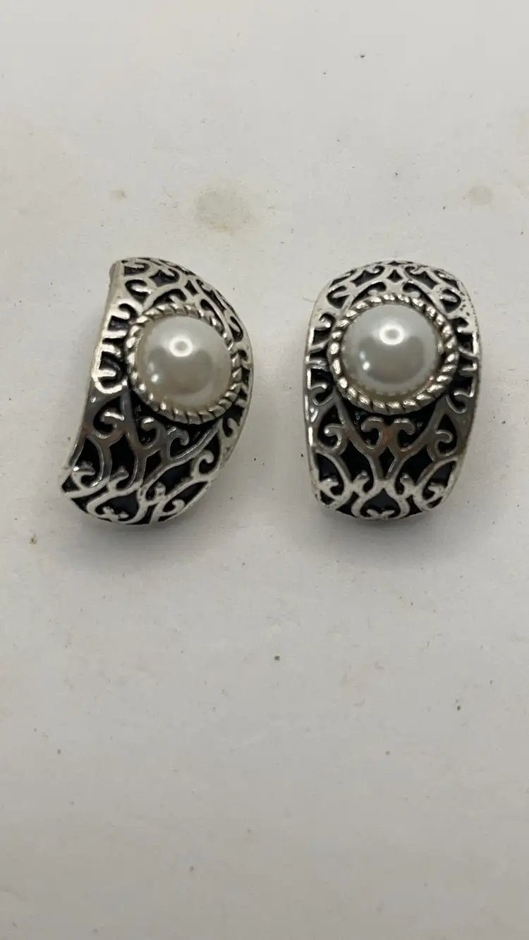Premier Design Convertible Pierced Or Clip Earrings1 Inch Vintage