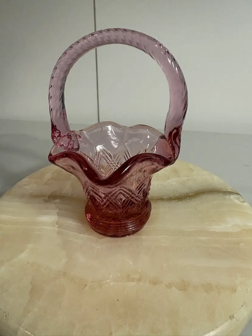 Fenton Mini Dusty Rose Basket