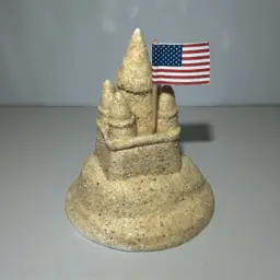 Byers Choice Sand Castle With American Flag Ocean Beach Seashore