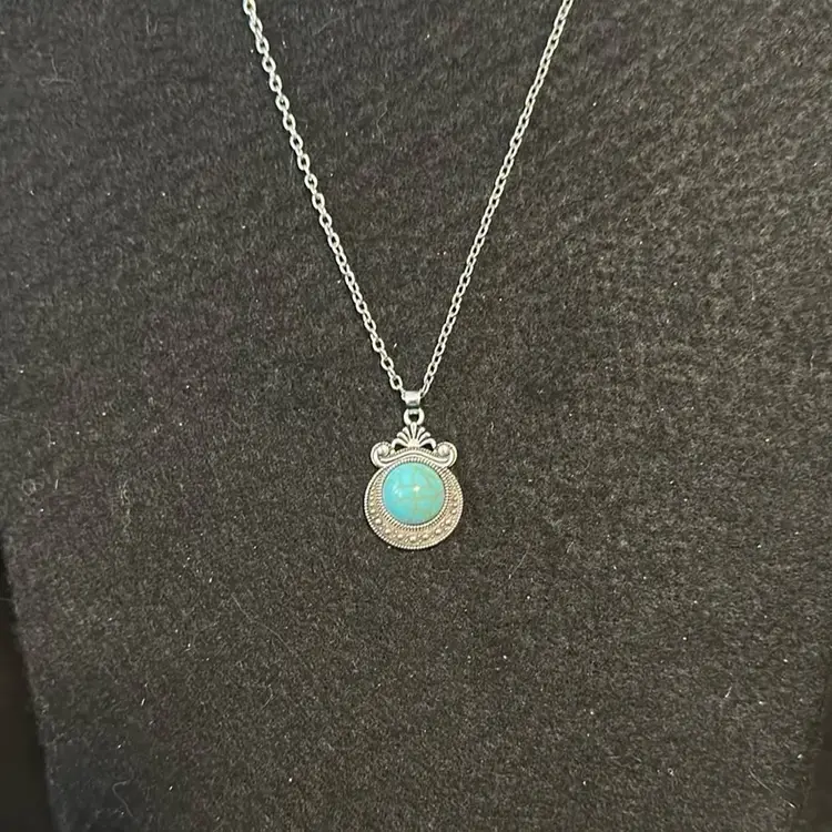 07 - Faux Turquoise Necklace & Hook Earrings - 15.5-17.5” - Lobster Claw