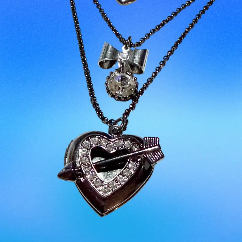Signed Betsey Johnson Rhinestone Heart Locket Bow Double Chain Silvertone Necklace NWT