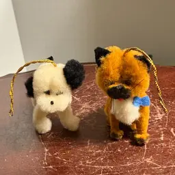 Puppy And Kitty Chenille Pipe Cleaner Ornaments