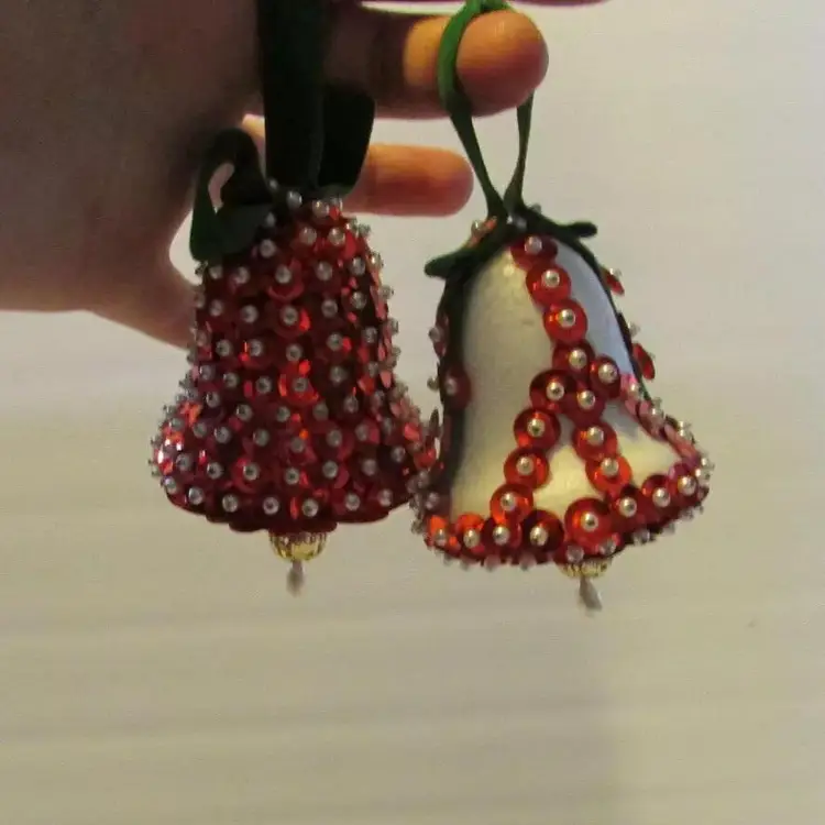 lot of vintage MCM 9 sequin bead pin colorful Christmas ornament