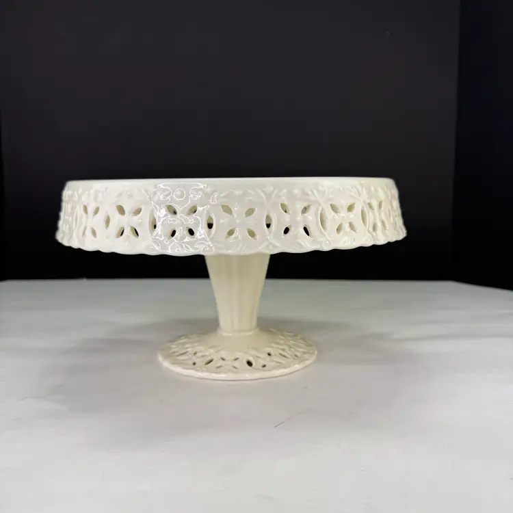 Vintage I Godinger Pedestal Skirted Cake Stand Regal Cream 9"