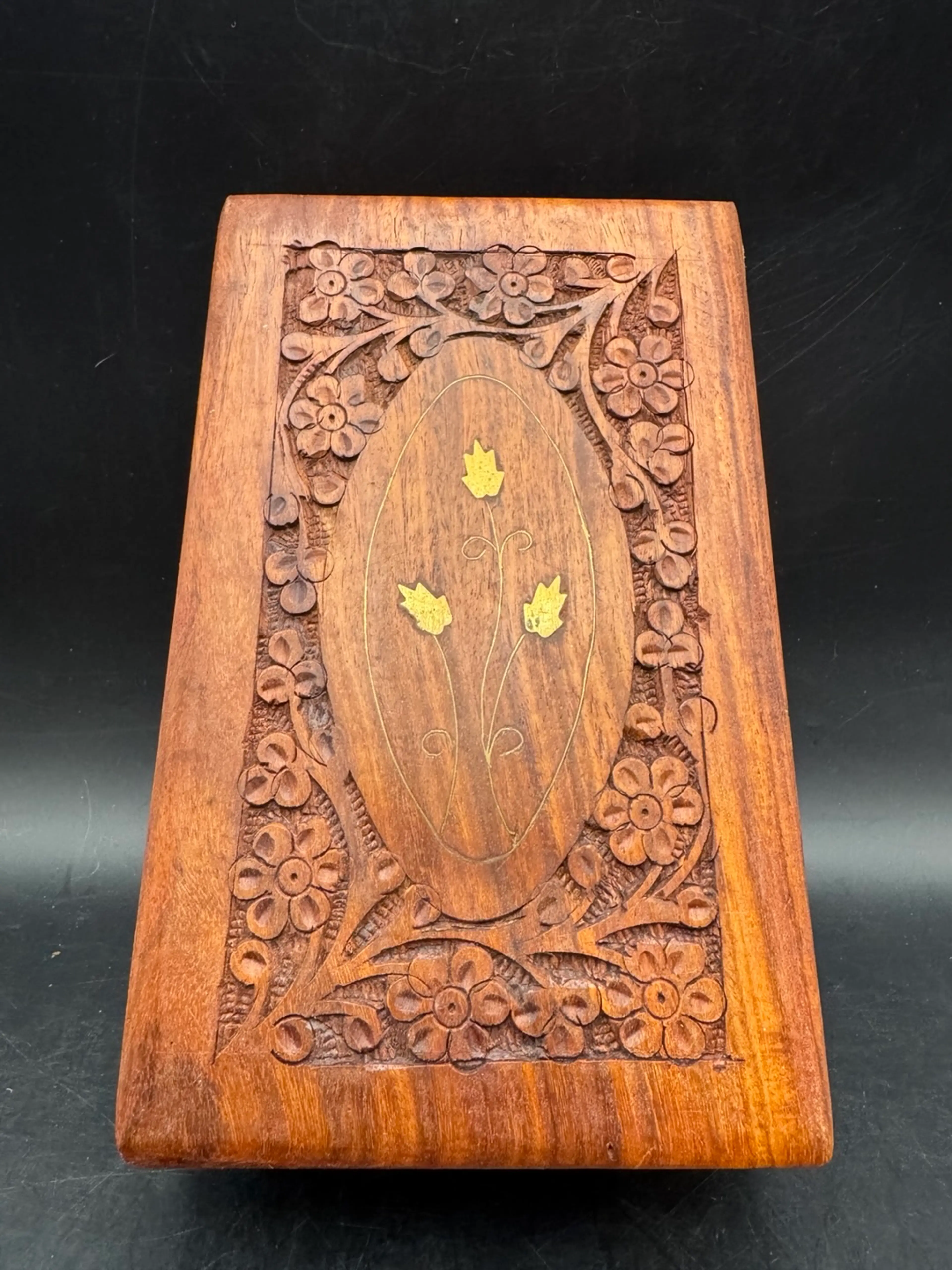 Image 2 of 7