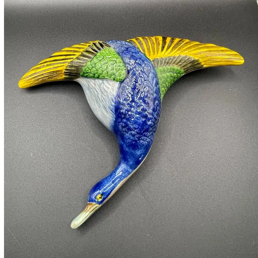 Vintage Japanese Banko Pottery Bird Wall Pocket