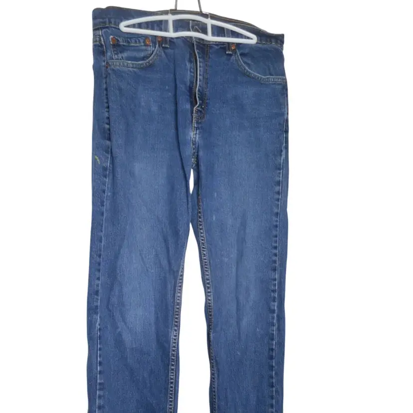 Levi Strauss 505 Jeans Size 33 x 32 Dark Medium wash