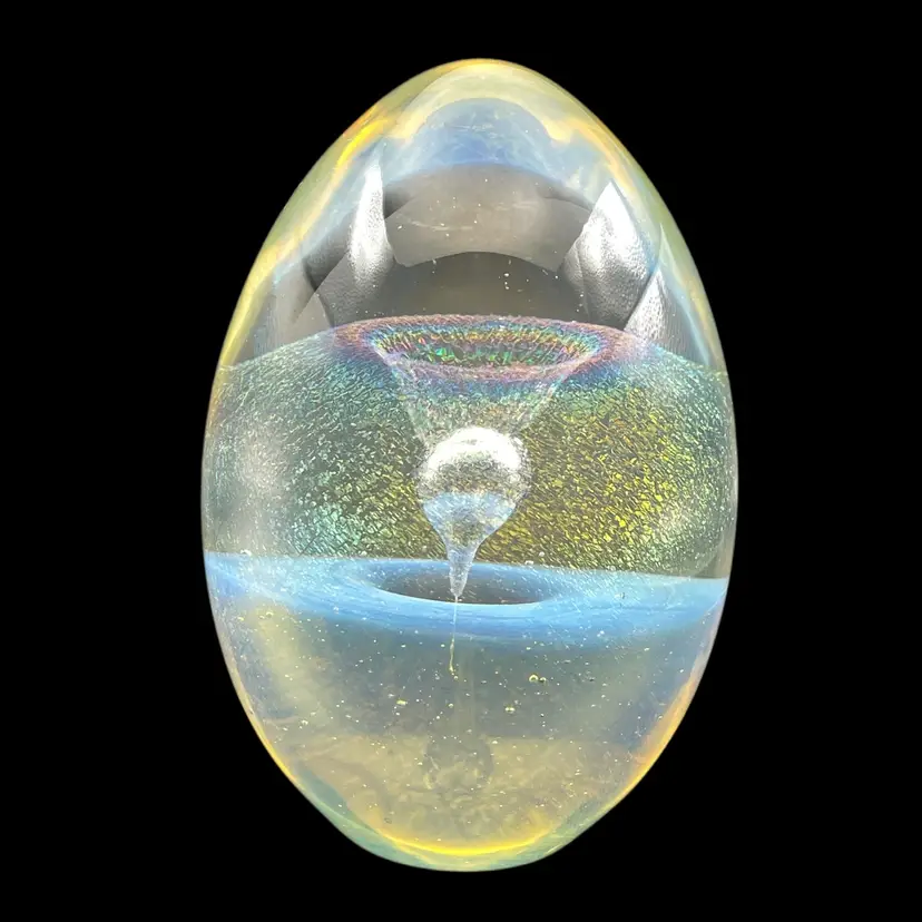 1983 Robert Eickholt Aura Egg Shaped Glass Paperweight Slight UV Reactive Signed