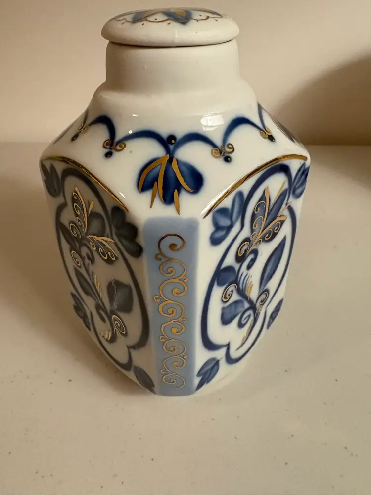 VINTAGE WHITE, BLUE & GOLD HAND-PAINTED PORCELAIN TEA CADDY, MADE IN POLAND