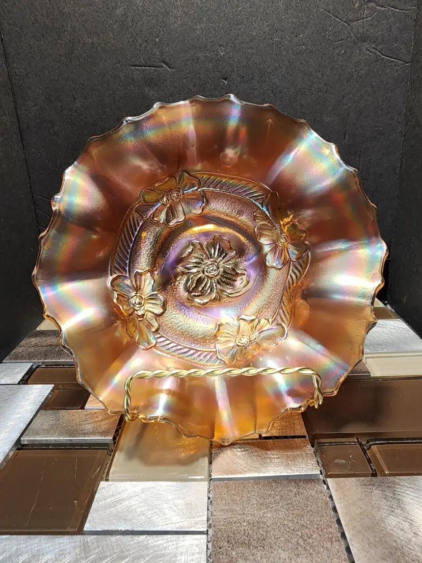 1928 DUGAN CARNIVAL GLASS APPLE BLOSSOM BOWL 7” IRIDESCENCE MARIGOLD VINTAGE