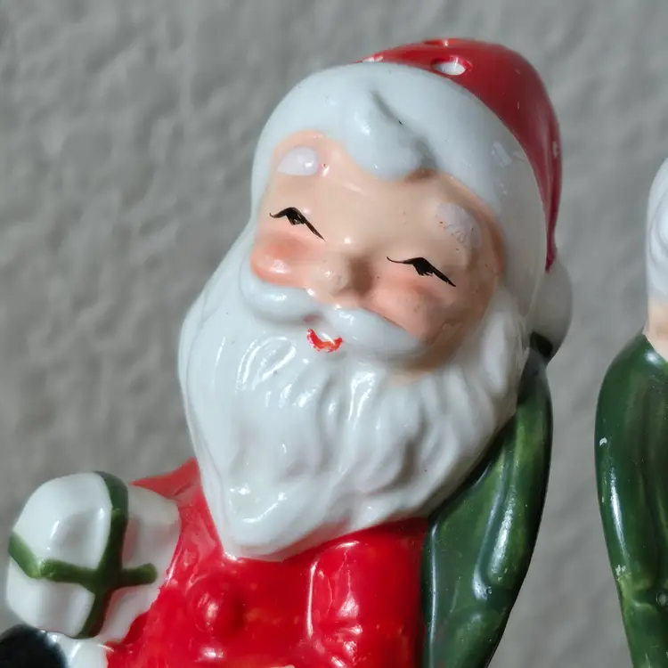 Vintage Christmas Santa and Mrs. Claus Salt and Pepper Shakers