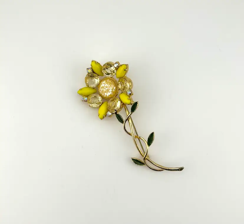 Vintage Gold Tone Yellow Glass And Lucite Flower Brooch 4.25βx 2β