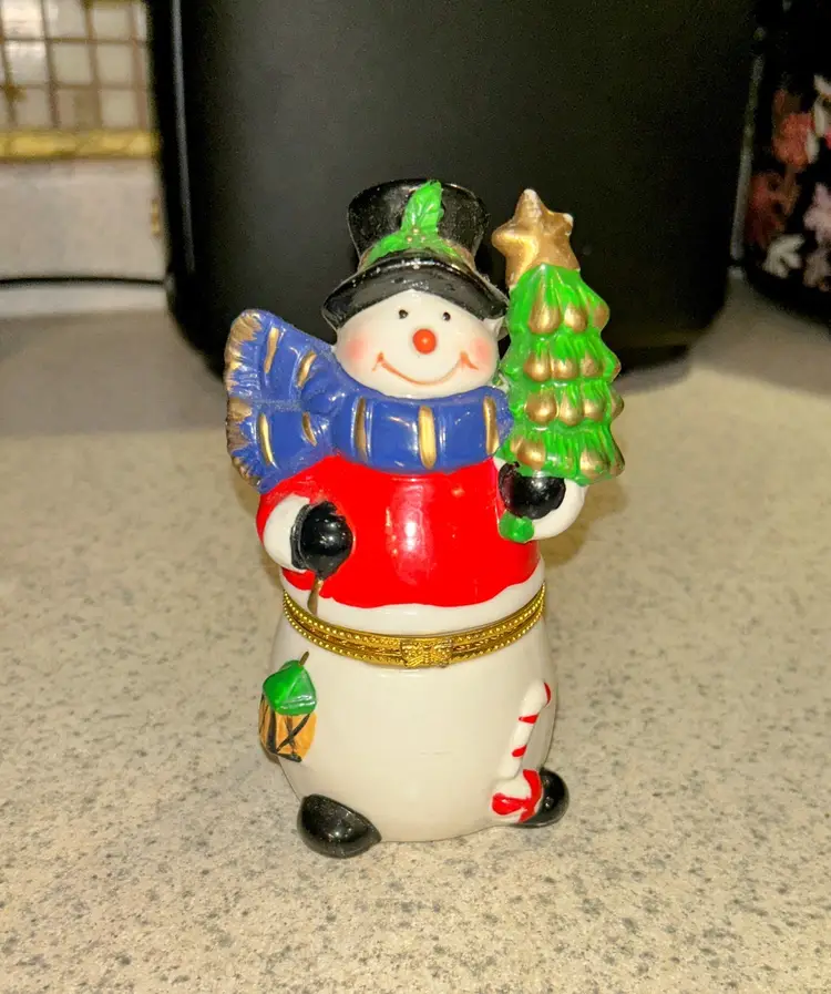 Snowman Trinket Jewelry Box Winter Top Hat Scarf Christmas Tree Hinged Lid