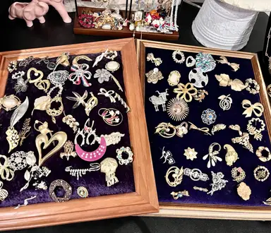 More Brooches! $5 Starts! 😍