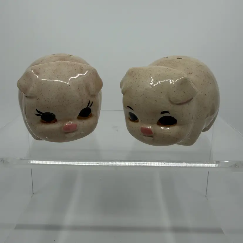 Vintage Mr & Mrs Chunky Pig Salt & Pepper Shaker Set Japan Cork Stoppers