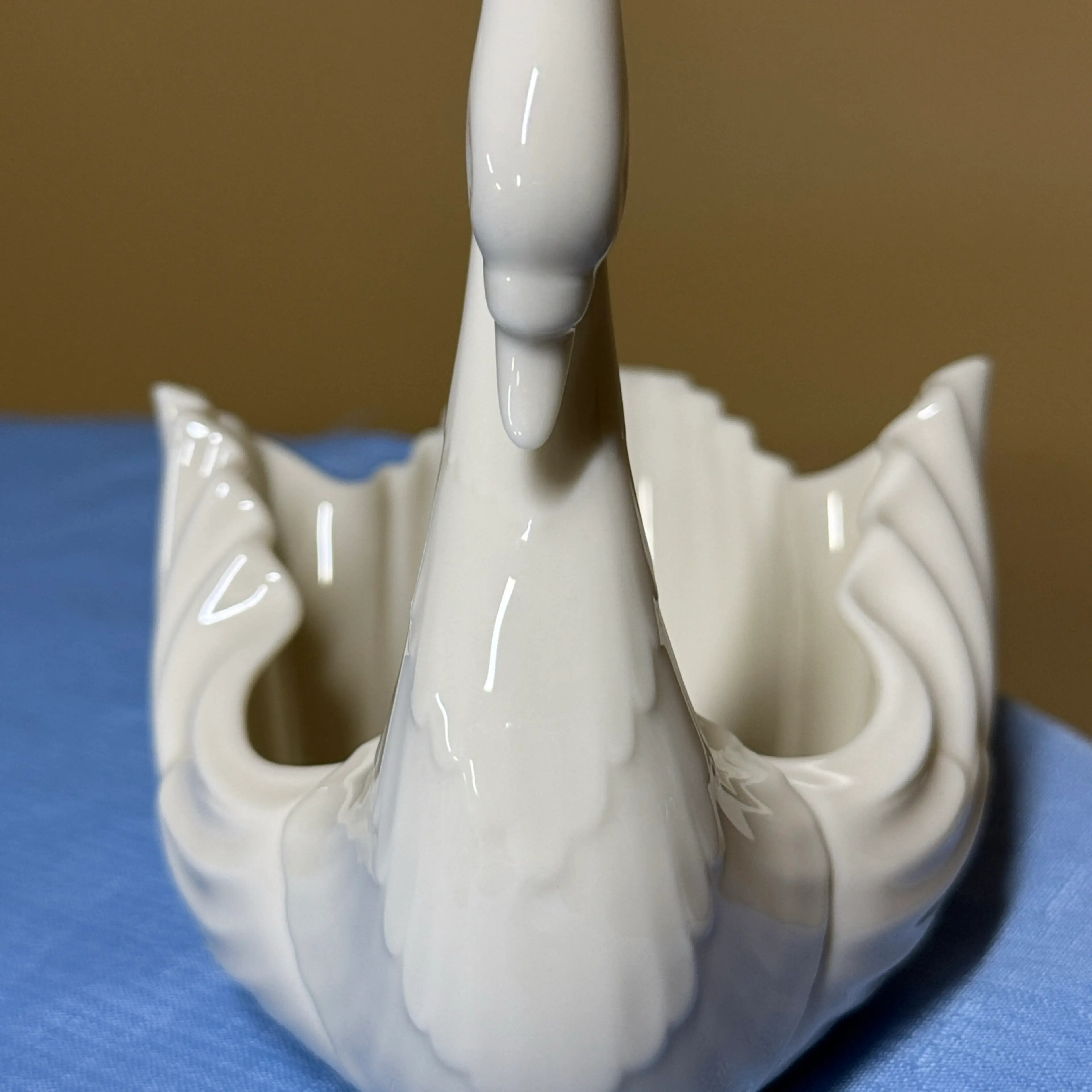 Image 2 of 6