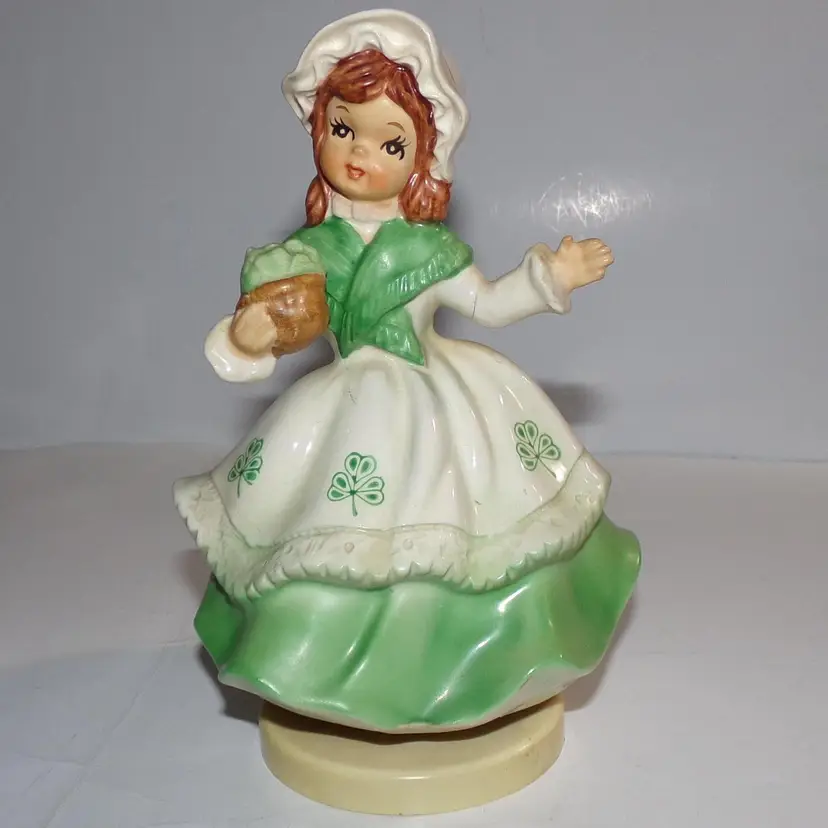 Vintage Lefton Irish Lass Ceramic Musical Figurine!
Luck of the Irish! Scarce!
