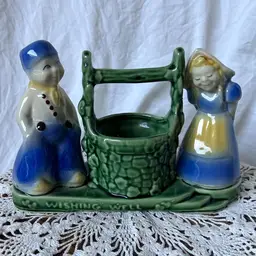 VINTAGE CERAMIC SHAWNEE WISHING WELL PLANTER #710 1940s-50s EXC