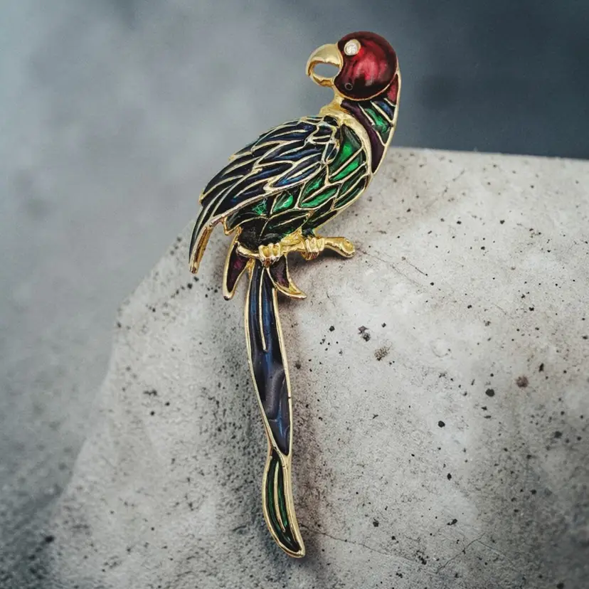 Tropical Parrot Macaw Bird Rhinestone Enameled Red Green Blue Gold Tone Brooch