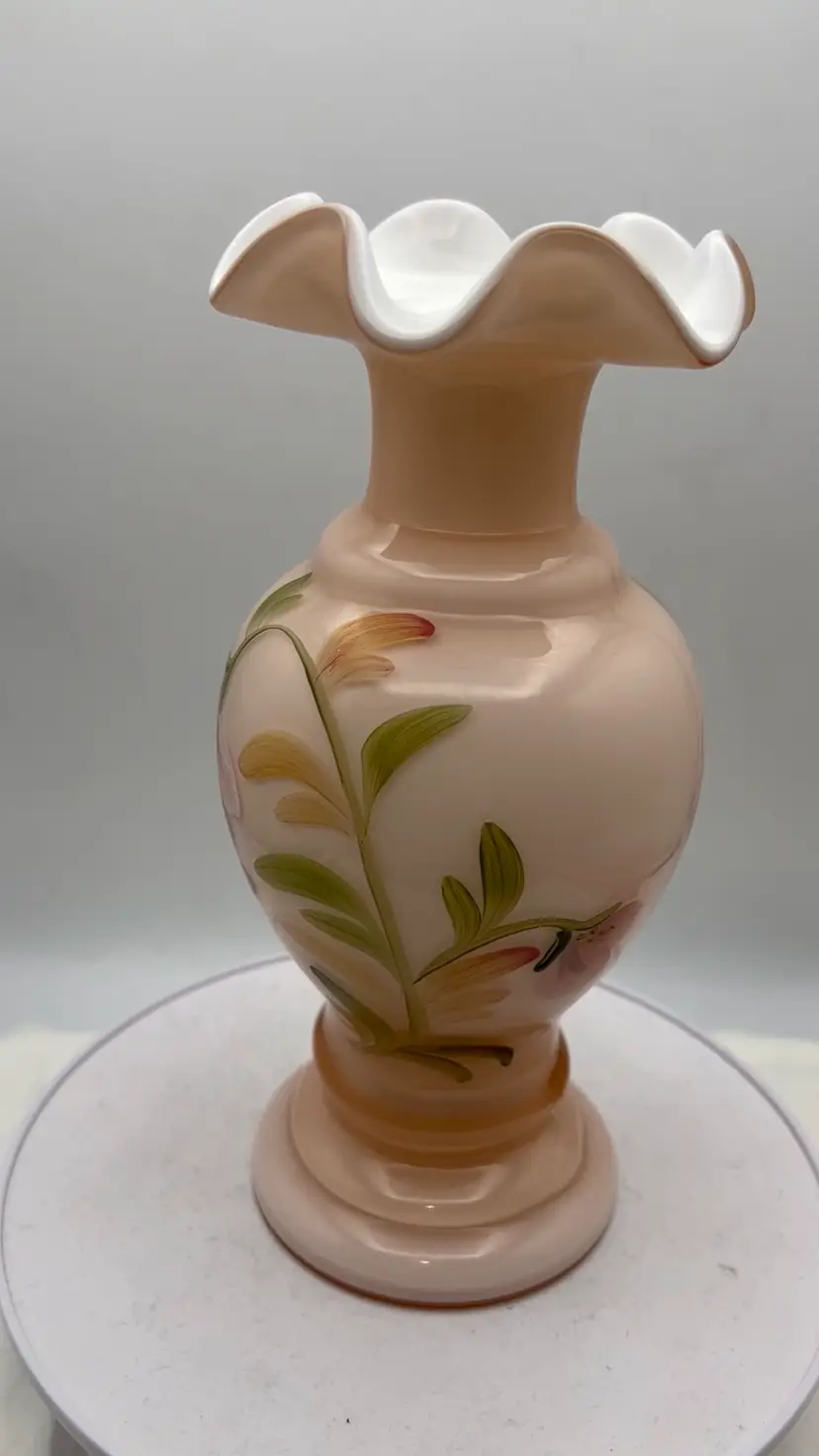 VTG FENTON PINK CASED ART GLASS VASE