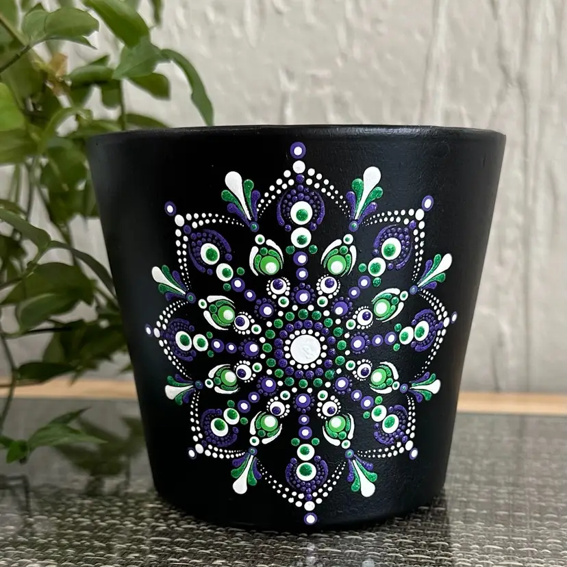 PRE-ORDER 4.7 inch terracotta pot (4.7 x 4.25) black/green, purple, white