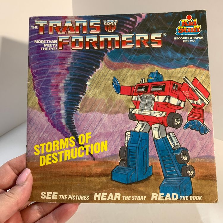 Transformer Book 1985 AS IS