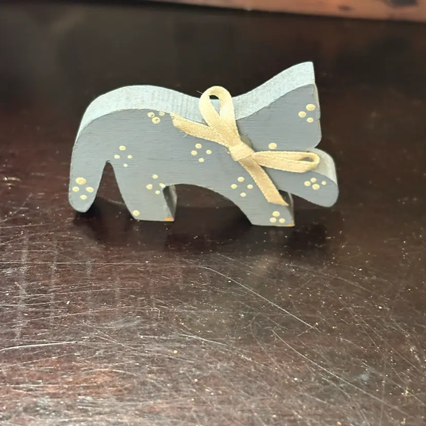 Blue Cat  With White Dots - Wood