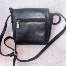 Vintage St John’s Bay Leather Crossbody Adjustable Strap Shoulder Purse Dark Brown